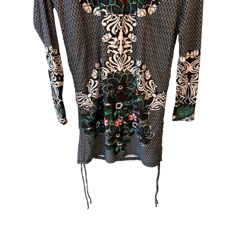 Long Sleeve Black Green Floral Swim Dress Rash Guard Size S or M Beach Vacation - Picture 9 of 9